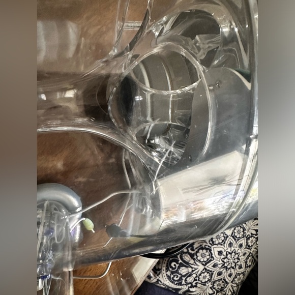 Harmon Kardon SoundSticks II Speakers - Picture 8 of 9